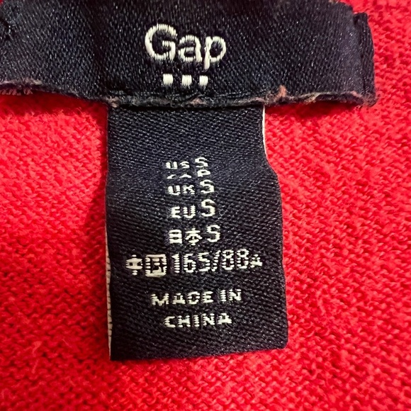 Women’s Gap Pink V Neck Long Sleeve Sweater | Size Small - Picture 2 of 3